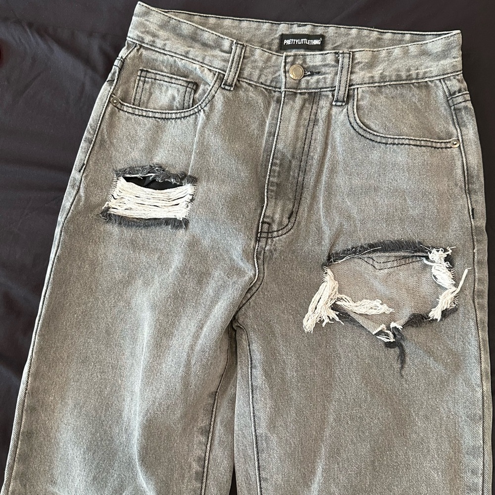 Prettylittlething Tall Gray Distressed Jeans View 3
